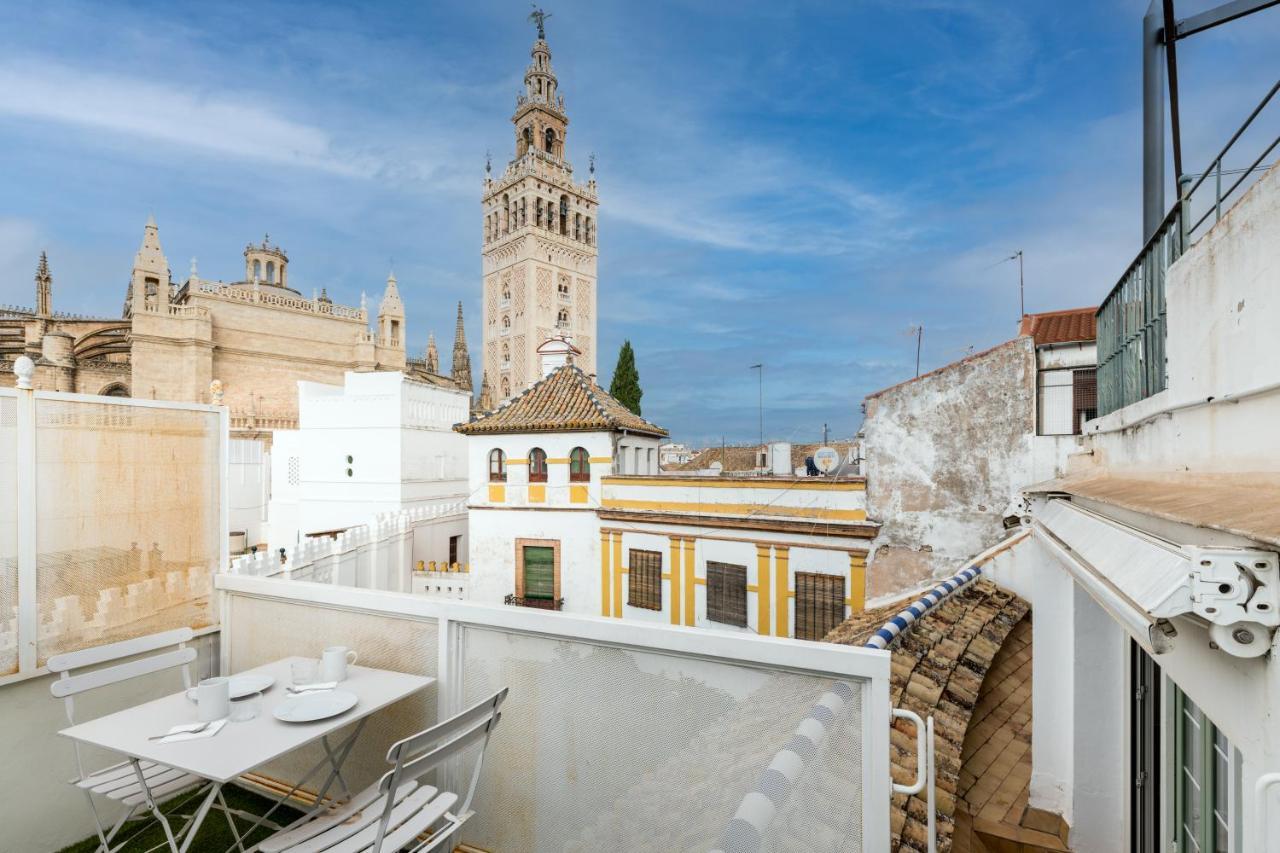 Appartamento Historic Building Cathedral Siviglia Esterno foto
