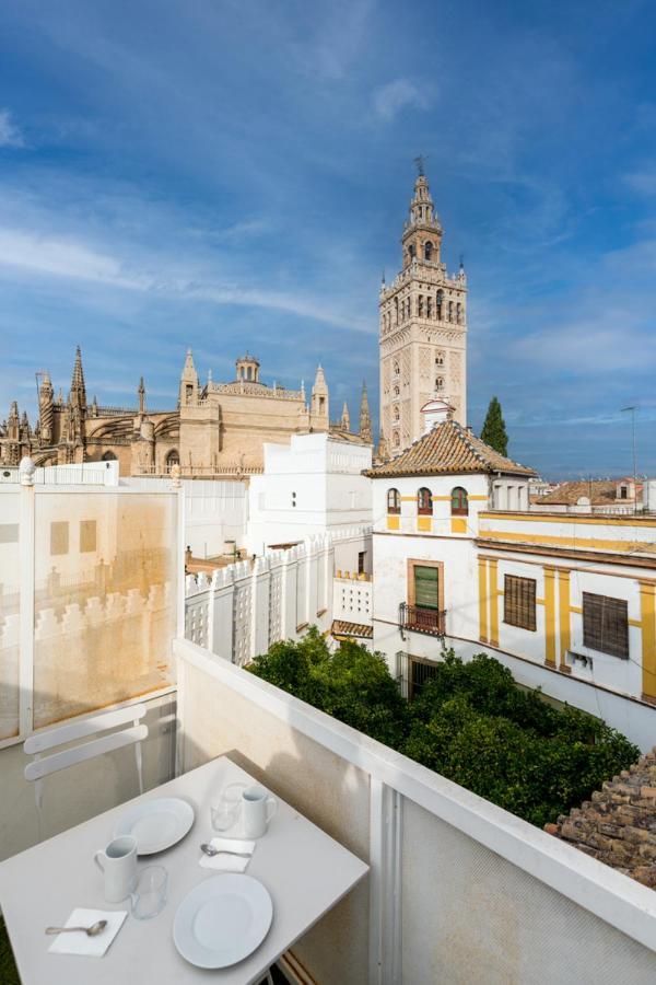 Appartamento Historic Building Cathedral Siviglia Esterno foto